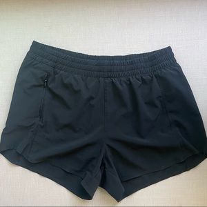 Athleta Girl Heart the Hustle 2.5" Short